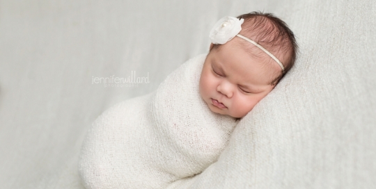 gender neutral newborn girl photography