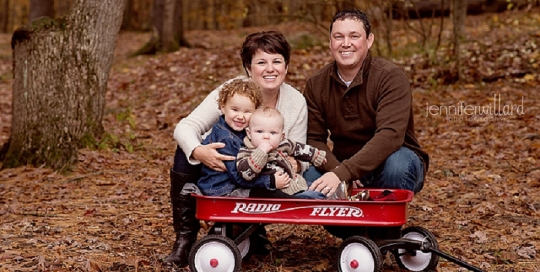 Autumn family portraits with reg wagon