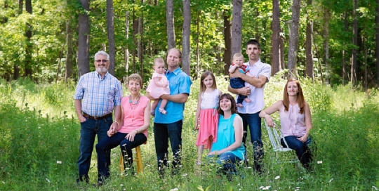 family extended picture in forest