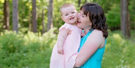 mom and daughter photography