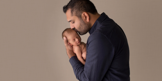 father daughter studio portrait Kingston newborn photographer