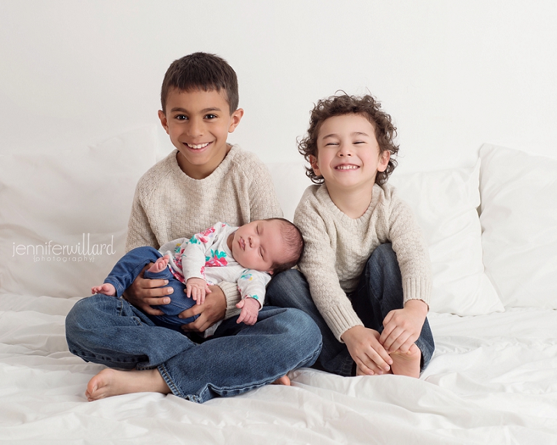 children portraits with newborn