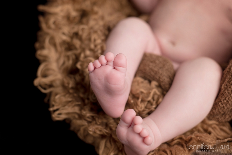 newborn toes