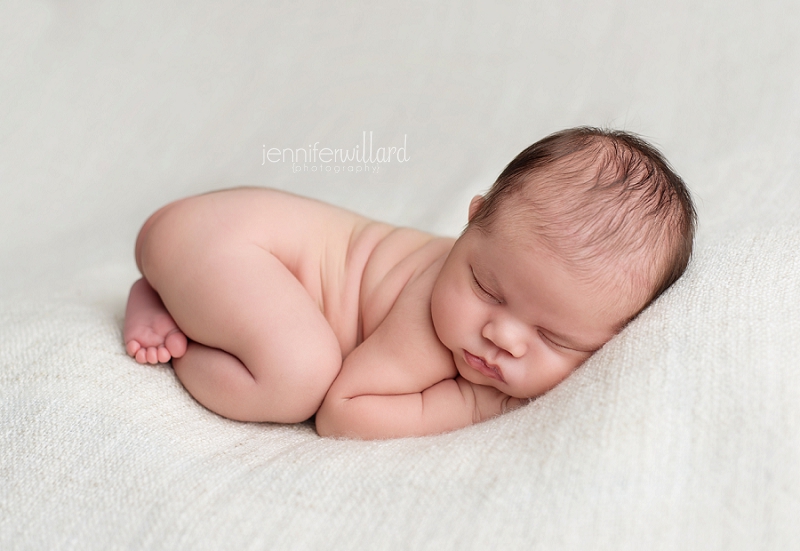 newborn baby pose