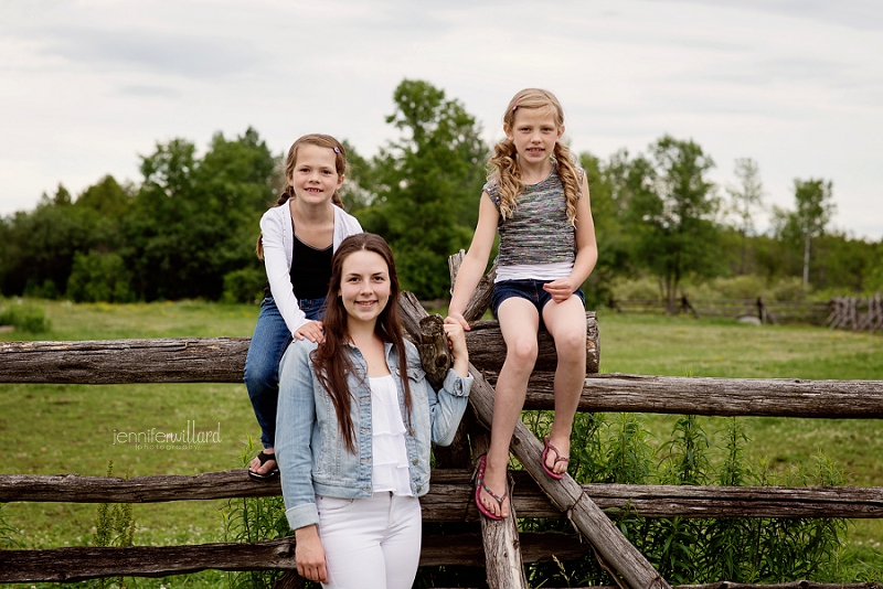 children portraits on farm