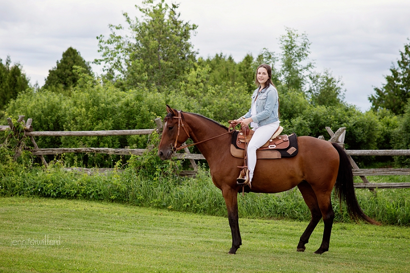 grad pictures with horse