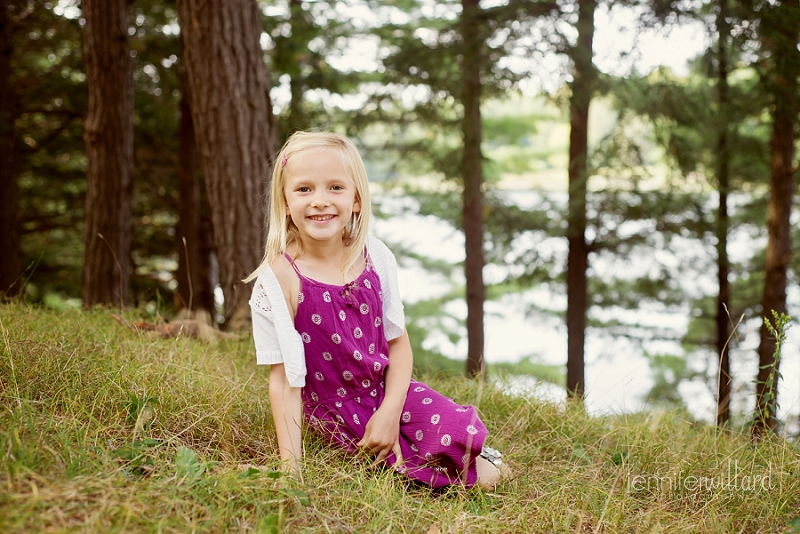 kingston family portraits in the forest