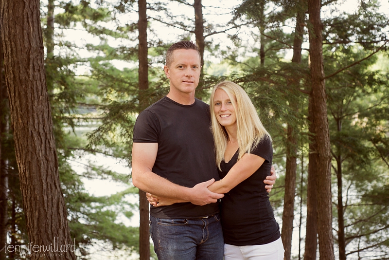 couples portraits in the forest