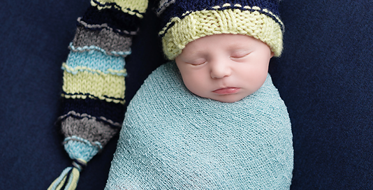 blue-blanket-striped-hat-blue-blanket-ygk-photographer