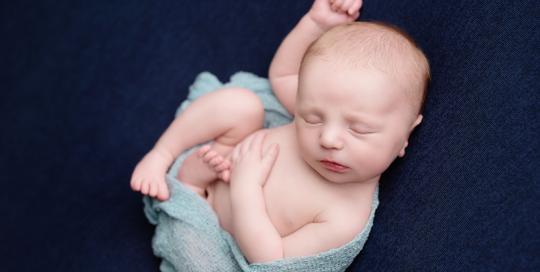 baby-boy-portrait-studio-photography-ygk-blue-blanket