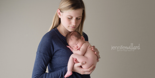 mother-daughter-portrait-kingston-ontario-photographer