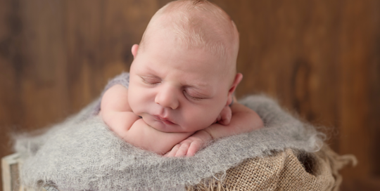 baby-boy-studio-portrait-ygk