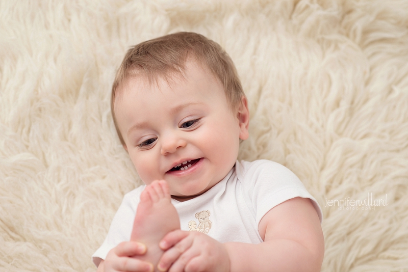 baby-boy-6-month-milestone-portrait-photography-kingston-ontario-01