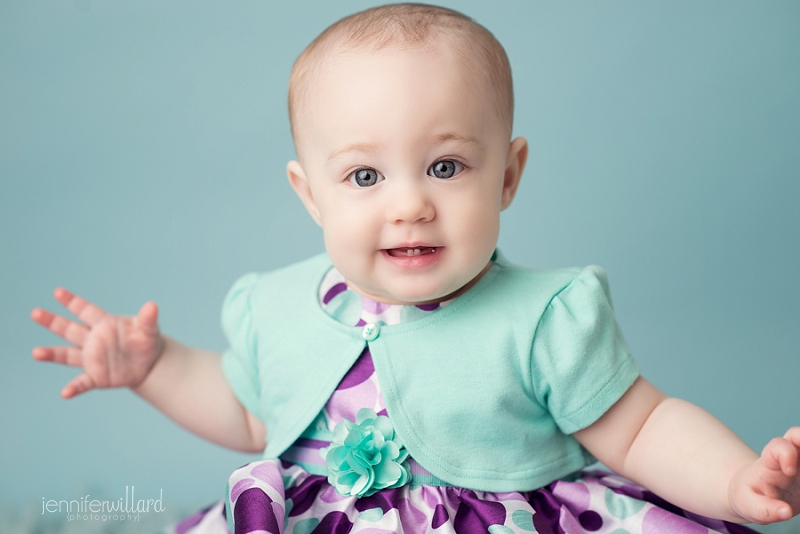 baby-girl-6-months-milestone-first-year-portrait-kingston-ontario-studio