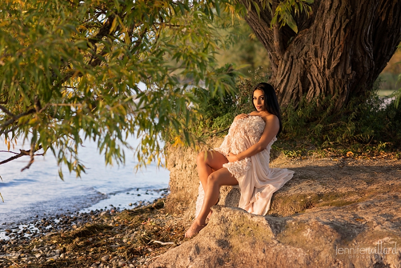 chiffon-ruffle-dress-lemoine-point-kingston-maternity-photographer-01