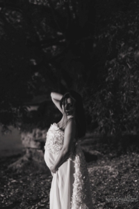 black-white-maternity-photography-lemoine-point-kingston-ontario-pregnancy-photography-01