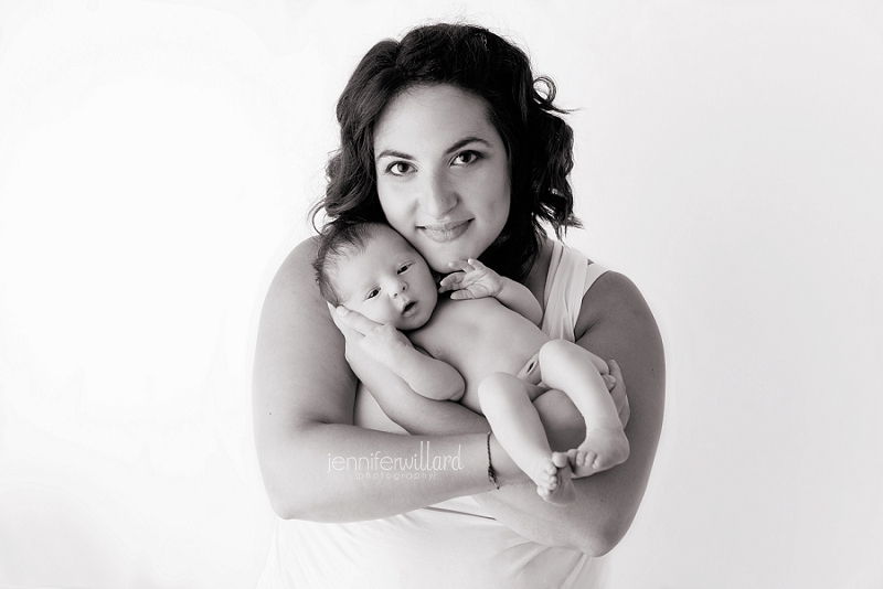 mom-baby-newborn-portrait-studio-kingston-ontario-photographer