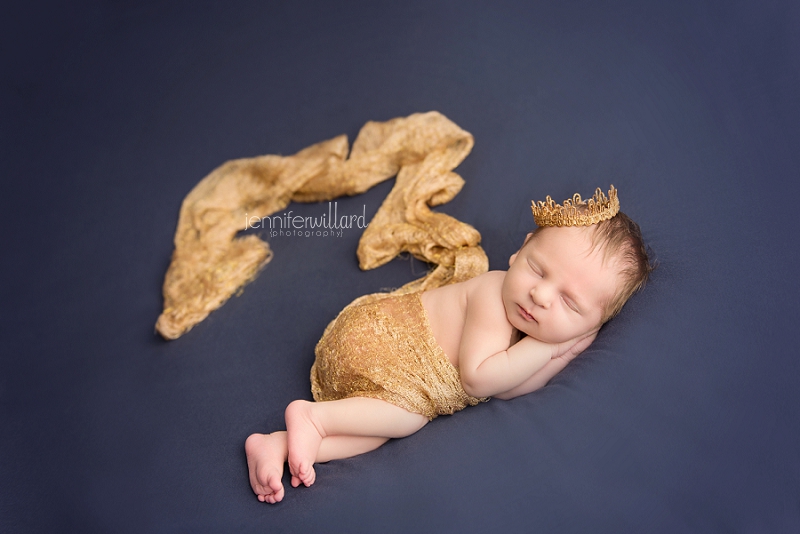 newborn-baby-boy-blue-blanket-gold-crown-kingston-ontario-portrait-studio