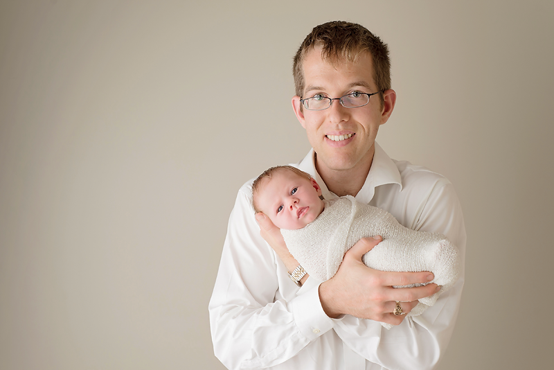 baby-girl-father-studio-pose-kingston