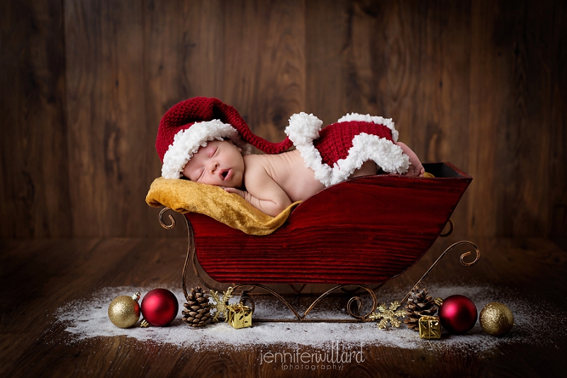 santa-baby-christmas-baby-photos-kingston-ontario-portrait-studio