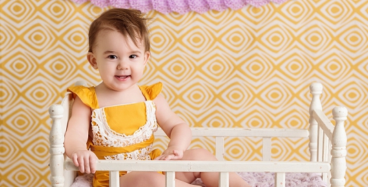 baby-milestone-portrait-studio-yellow-purple-colour-palette-set