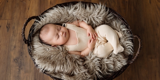 baby-portrait-chinese-baby-100-day-tradition-fur-basket