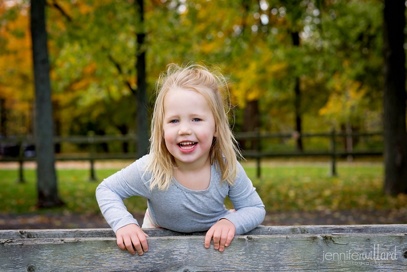 little-girl-park-portrait-lake-ontario-park-kingston-photography