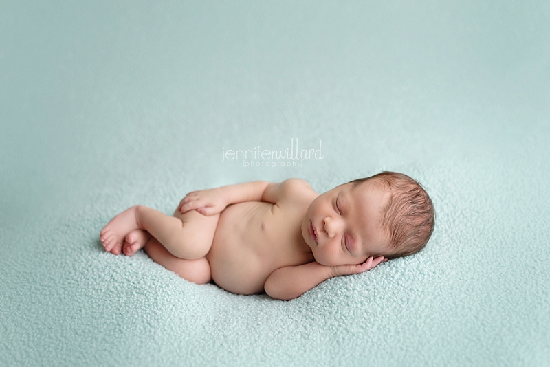 baby-boy-blue-blanket-studio-pose-ygk