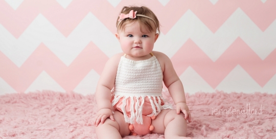 baby-milestone-portrait-spring-studio-photography