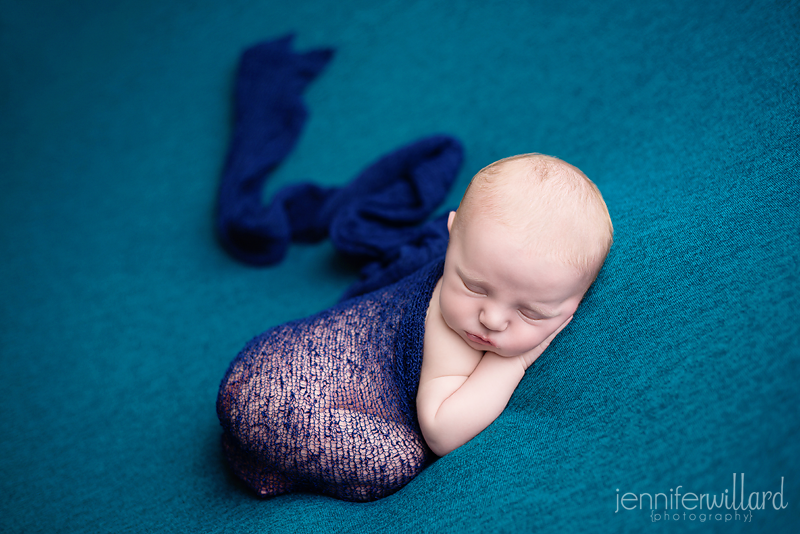 blue-wrap-teal-blanket-kingston-ontario-photography