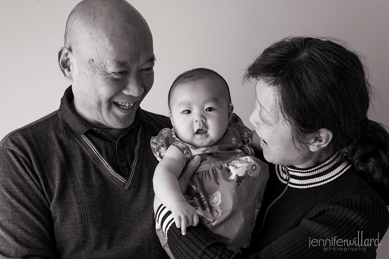 family-portraits-grandparents-kingston-portrait-studio