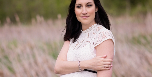 glamour maternity portrait pink tutu field kingston ontario pregnancy photographer