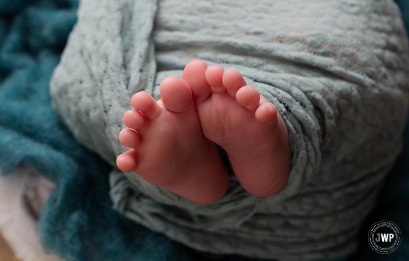 newborn posed portrait toes Kingston baby Photographer