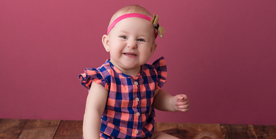 baby 6 month picture pink backdrop Kingston baby photographer