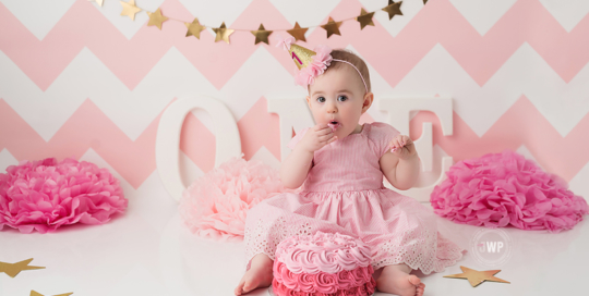 baby first birthday cake smash pink gold Kingston Photographer