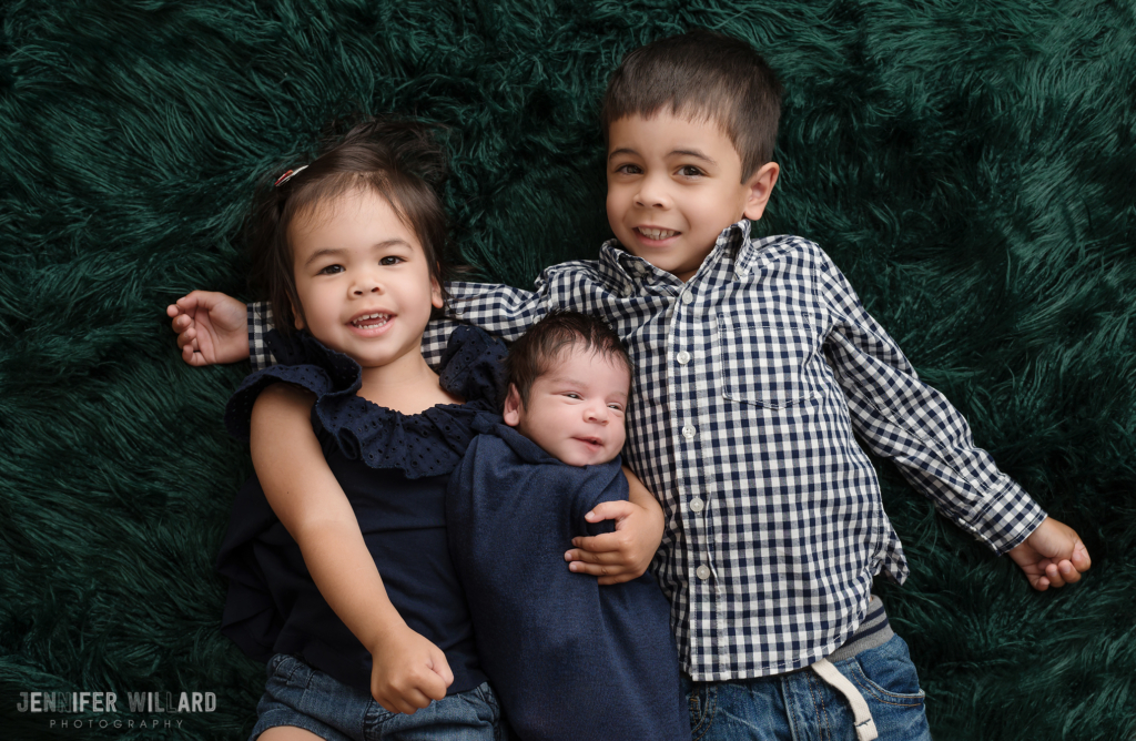 newborn portrait siblings green blue theme Kingston Studio