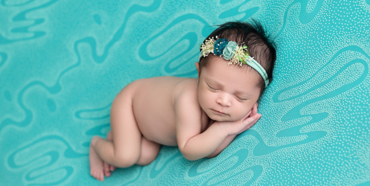 newborn posed portrait turquoise colour Kingston baby photographer