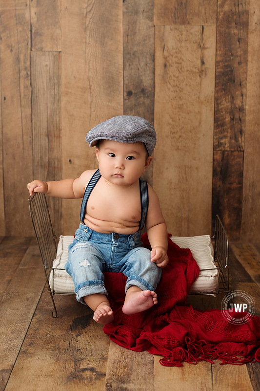 baby boy wood backdrop red scarf wire bed Kingston Photographer