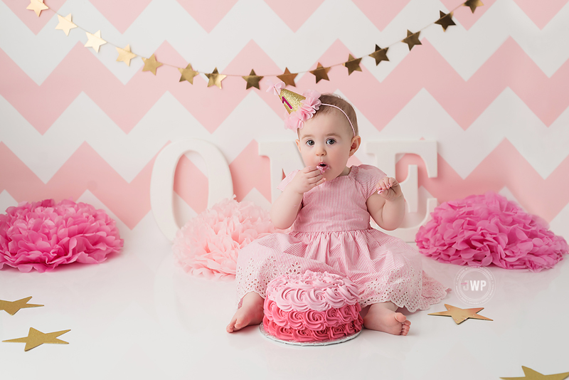 baby first birthday cake smash pink gold Kingston Photographer