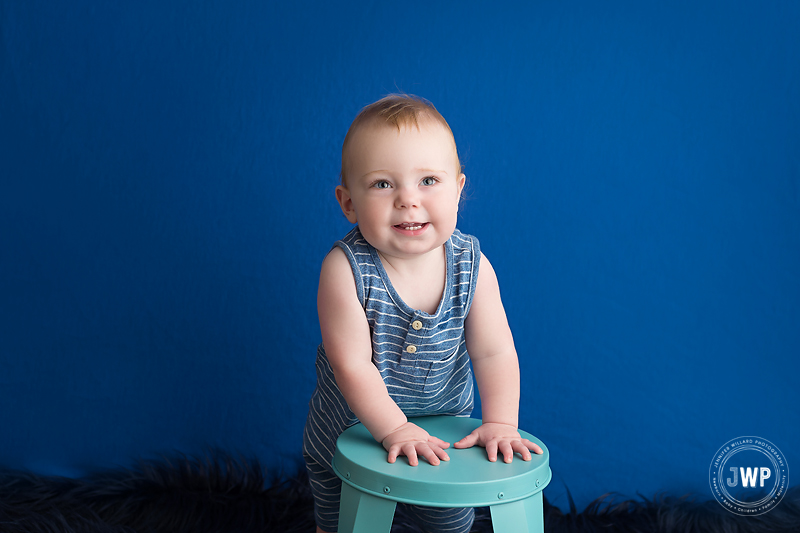 baby first birthday standing up Kingston family photographer