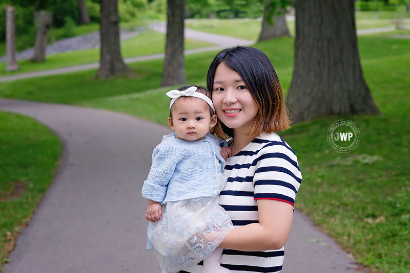 mother daughter park Kingston family photographer