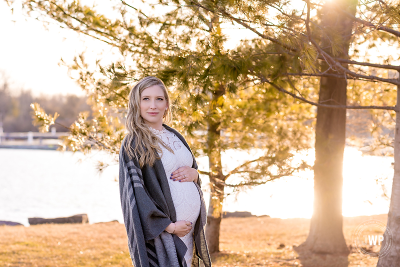 pregnant mother sweater sunset Gananoque Maternity Photographer