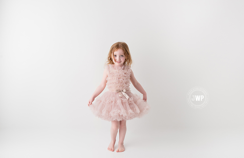 red hair girl pink tulle dress Kingston Ontario children Photographer