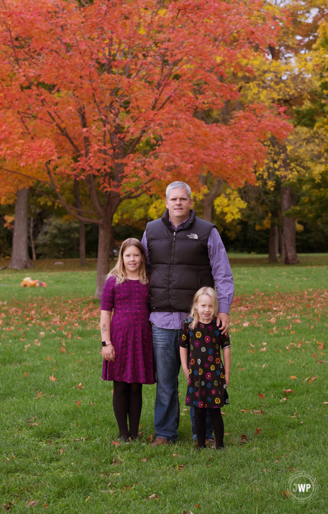 fall mini session father kids Kingston family photographer