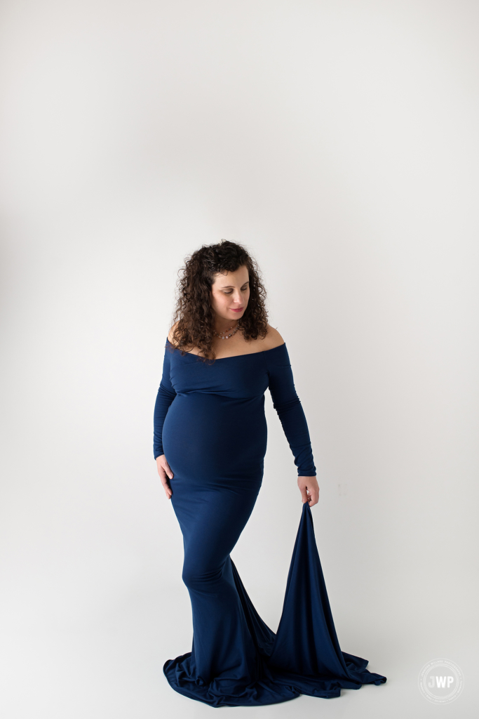 navy dress pregnant glamour Kingston maternity photographer