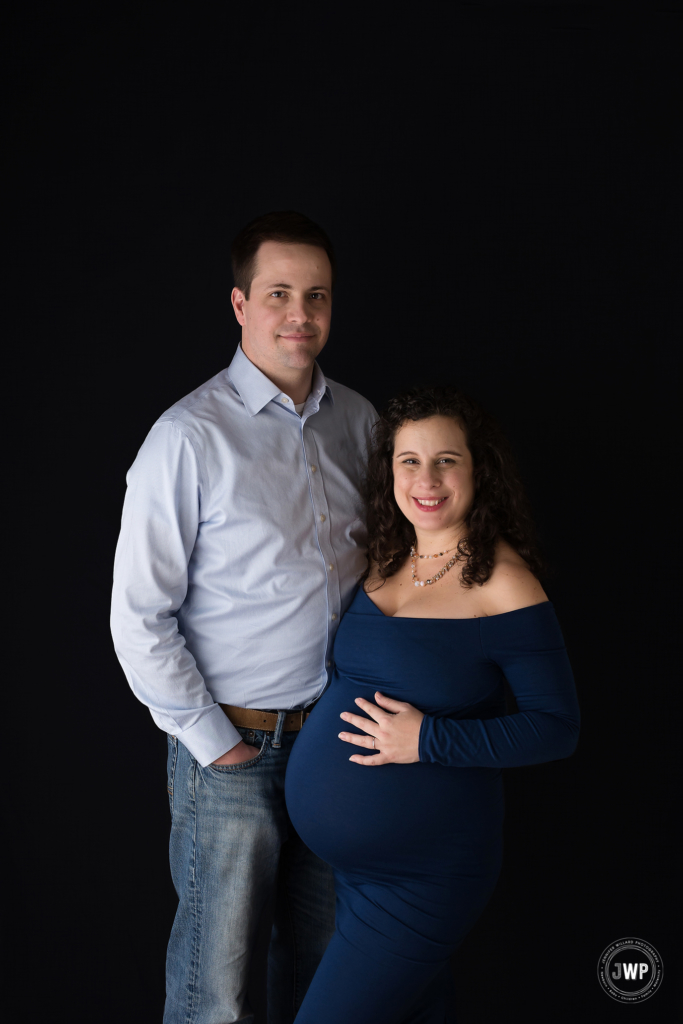 pregnant mother father navy blue dress Kingston maternity photographer