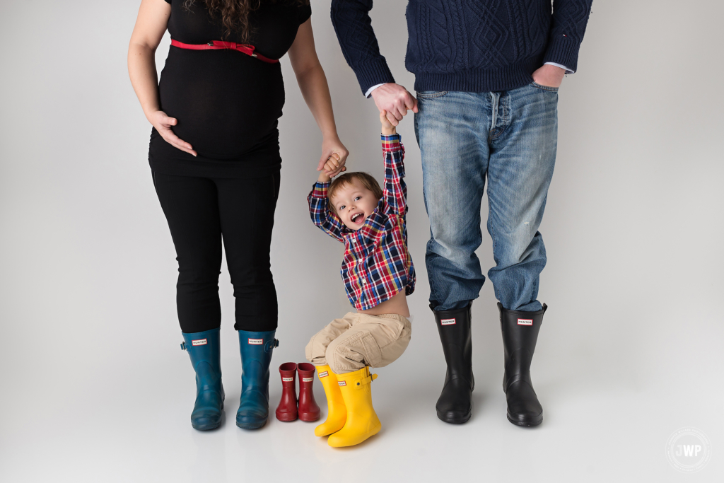 pregnant mother yellow boots Kingston maternity photographer