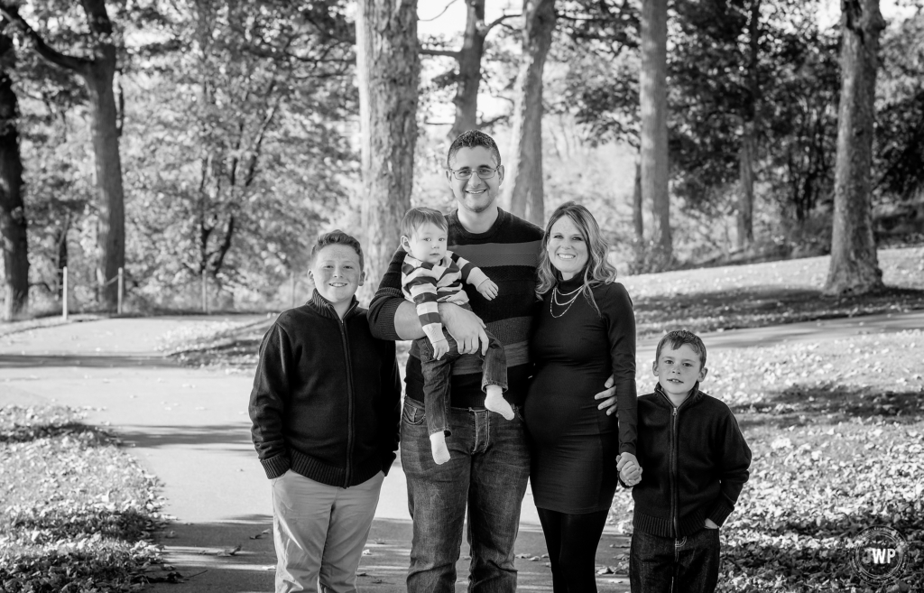 family portraits black and white Lake Ontario Park Kingston Maternity Photographer