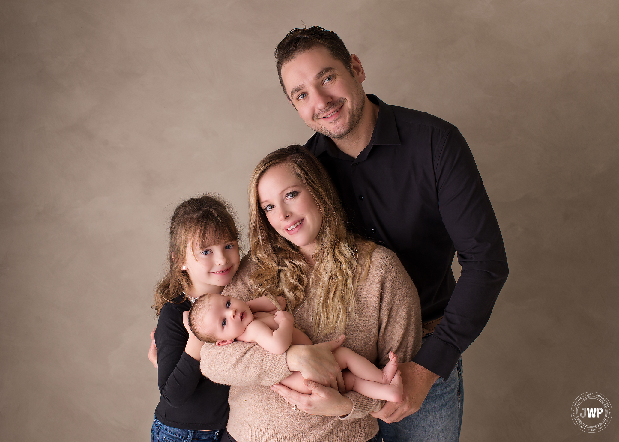 baby girl Mother Father big sister Kingston newborn photographer