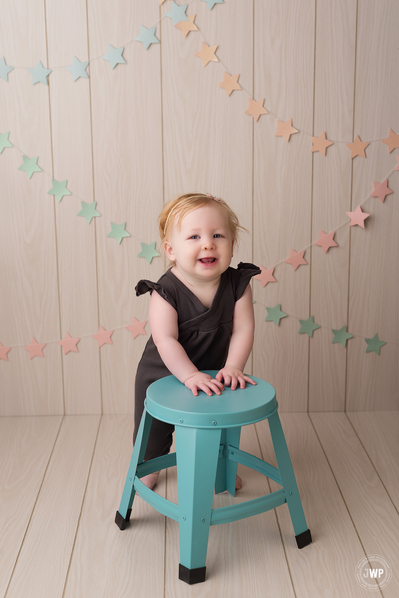 baby girl stars white wood Kingston first birthday photographer